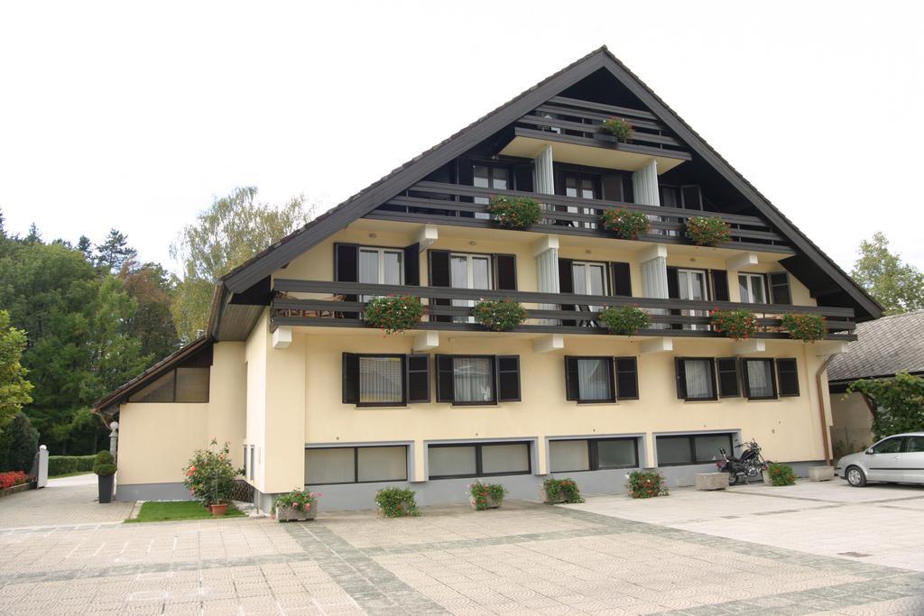 Sport Manca Garni Hotel Radovljica Exterior foto